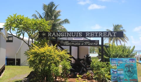 Ranginuis Retreat Motel in Cook Islands