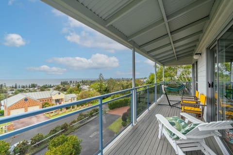 Isabella Ocean Views House in Kiama