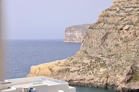 Nearby landmark, Day, Natural landscape, Mountain view, Sea view