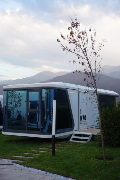 Property building, Natural landscape, Mountain view