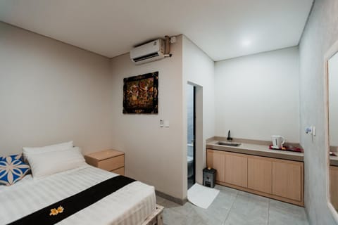 Bedroom, air conditioner