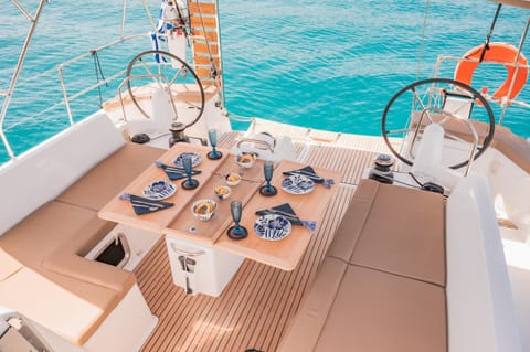 Luxury Sailing Cruises in Athens with Traditional Greek Cuisine and Drinks Docked boat in Alimos