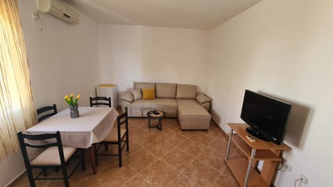 Apartments Mare Eigentumswohnung in Ulcinj