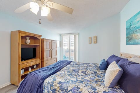 Bottom Time Apartment in North Topsail Beach