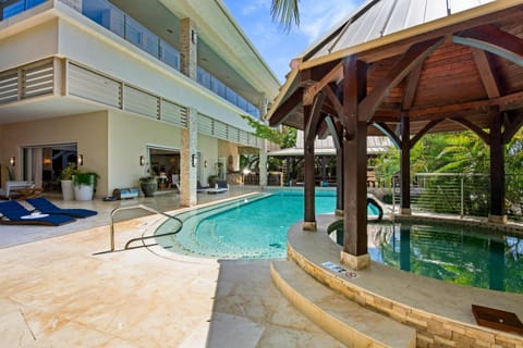 Property building, Patio, Day, Natural landscape, View (from property/room), Balcony/Terrace, Pool view, Swimming pool, sunbed