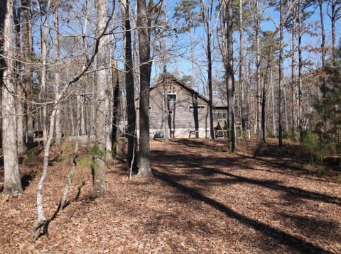 Woodland Hideaway Haven House in Lake Ouachita