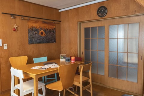 Motomachi House Apartment in Furano