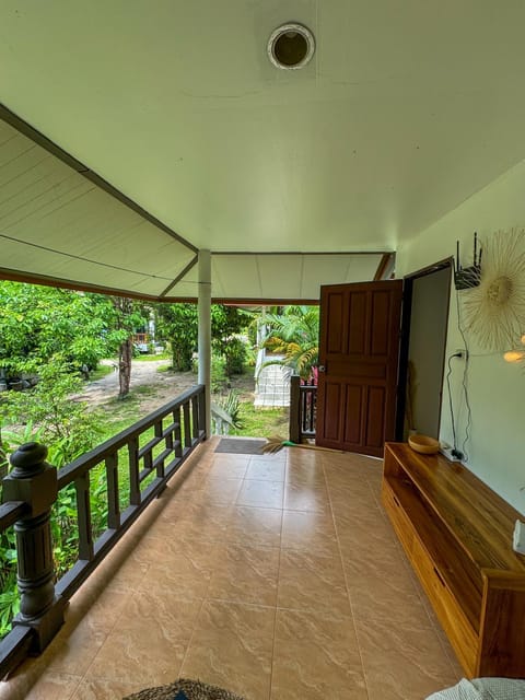 Patio, View (from property/room), Balcony/Terrace, Garden view