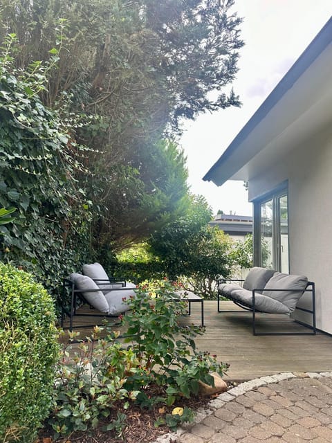 Garden, Balcony/Terrace