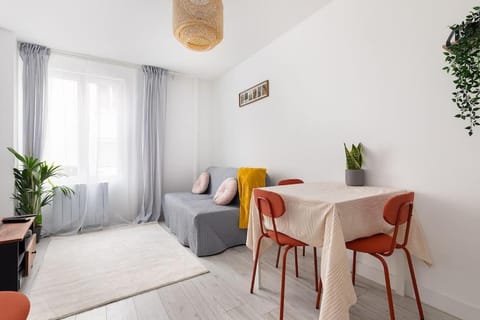 Appart 2p cosy Paris & Disney Apartment in Gagny