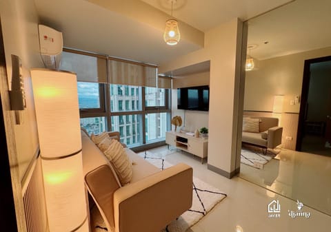 Elegant 1BR in Eastwood Global Plaza with Free Access to WiFi and Netflix Apartment hotel in Pasig