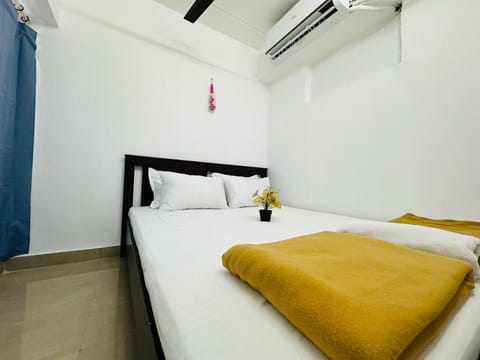 1BR Service Apt In Parel by Flora Stay Apartment in Mumbai