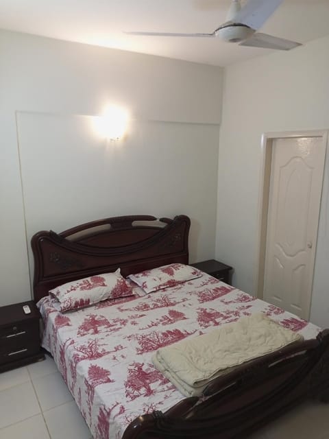 Guest house Apartment in Karachi