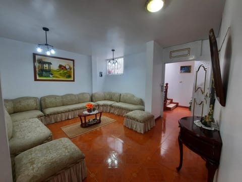 Amplio departamento Apartment in Loja