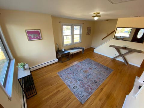 Tranquil 6-bedroom house with gaming room - Minutes to NYC Casa in Maywood