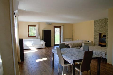 Living room, Dining area, Bedroom