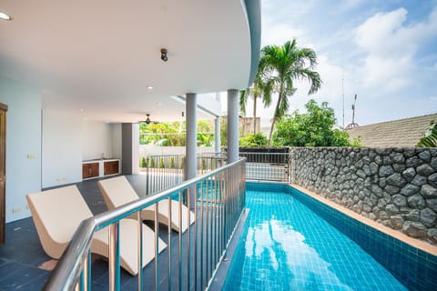 芭东villa3四卧海景泳池别墅芭东海滩近班赞Bangla Villa in Patong