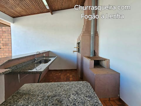 Casa com piscina e churrasq prox paraguai itaipu House in Foz do Iguaçu