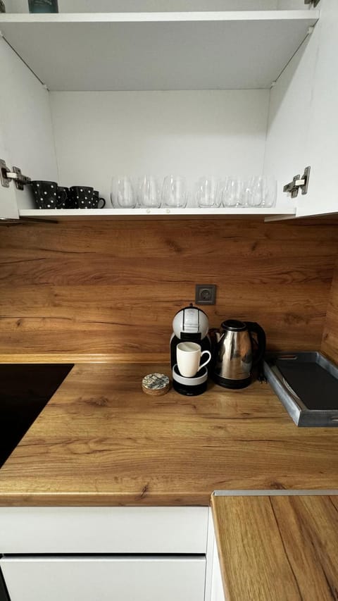 Coffee/tea facilities, Kitchen or kitchenette