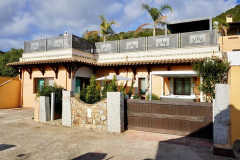 Property building, Garden, View (from property/room)