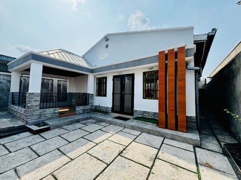 Patio, Inner courtyard view