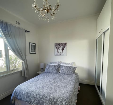 Amaroo - Beautiful Place House in Ulverstone