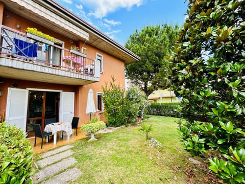 Garden, Garden, Garden view