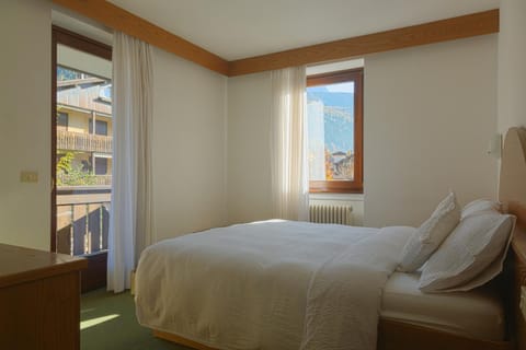 Chalet La Felce Bed and Breakfast in Pinzolo