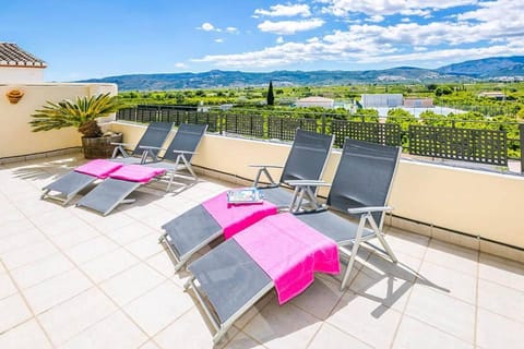 Fully Airconditioned Costa Blanca Pool House with Superb Views Over the Orba Valley, Sleeps 12 Villa in Marina Alta