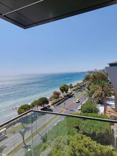 Seafront City Center Studio Apartment in Limassol City