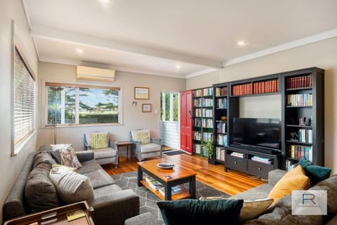 Peaceful Point Chev home House in Auckland