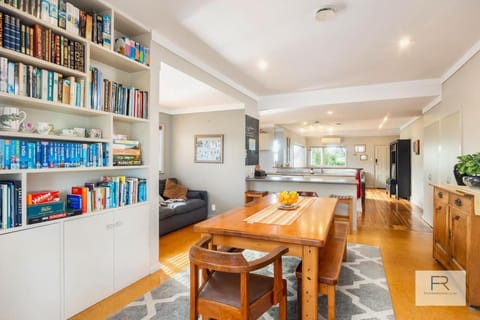 Peaceful Point Chev home House in Auckland