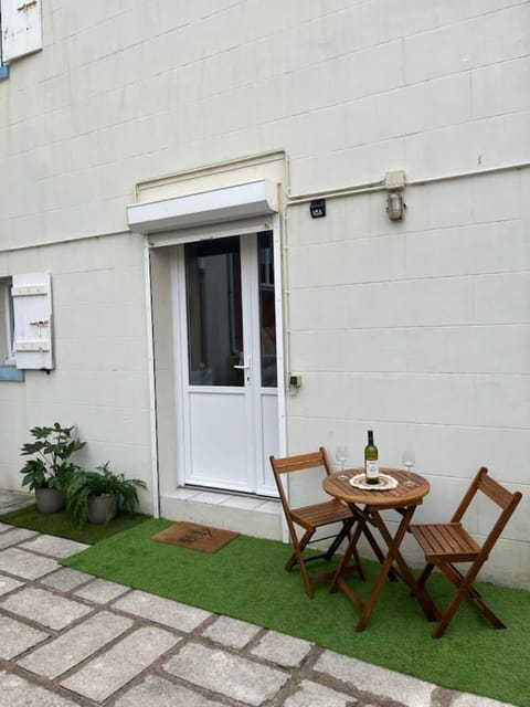 Patio, Garden, Garden view