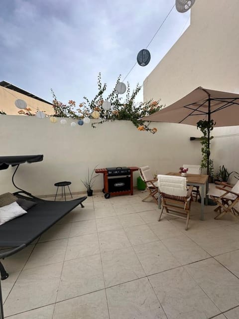 Day, Balcony/Terrace, Living room