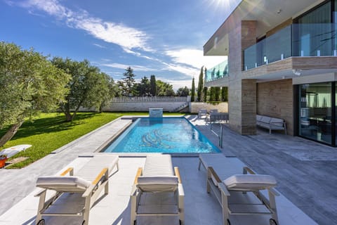 Pool view, Swimming pool, Swimming pool, sunbed