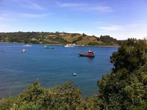 Cabaña a orillas del Canal Dalcahue House in Los Lagos, Chile