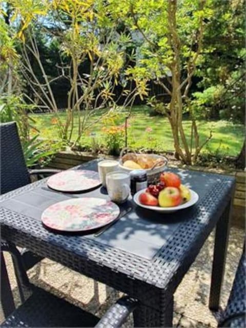 Balcony/Terrace, Garden view