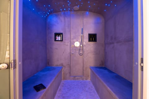 incroyable love room jacuzzi ,Hammam,cinema Apartment in Le Beausset