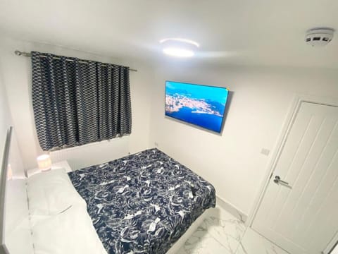 TV and multimedia, Bedroom