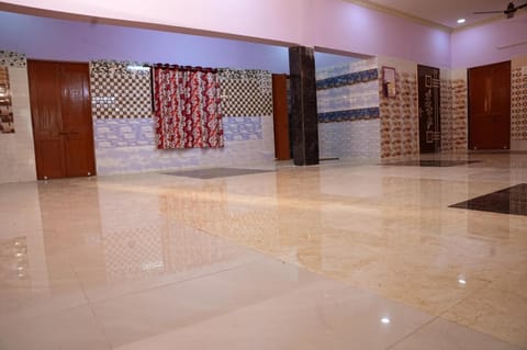 UV MINI FUNCTION HALL&Dormitory Vacation rental in Vijayawada