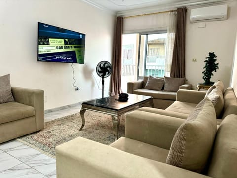 ALEX HOMES - Louran Cozy Apartments with Sea View Apartment in Alexandria