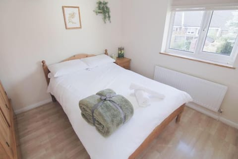 2 Bed House - BHX - NEC House in Solihull