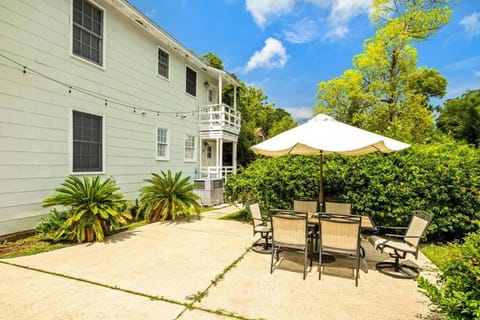 East Hill Oasis Near Beaches & Downtown Apartment in Pensacola