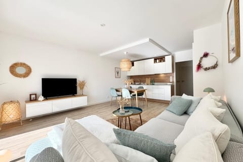 Lovely ! T3 de standing - Proche bourg et plages Apartment in Ploemeur