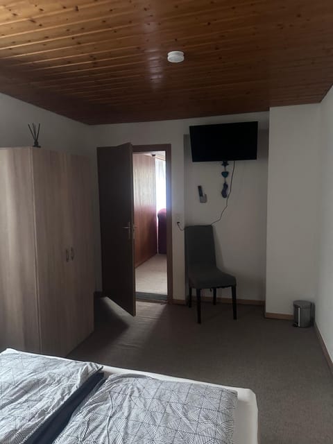 Zimmer Bigasky Vacation rental in Singen