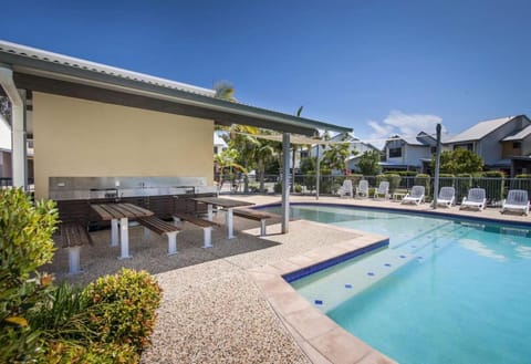 Poolside Paradise Noosa Escape Apartment in Noosaville