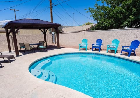 Pool view, Swimming pool, Swimming pool, sunbed