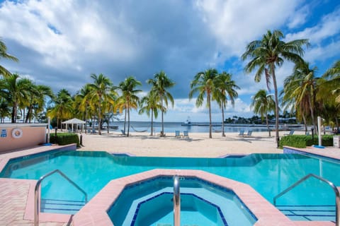 Natural landscape, Pool view, Sea view, Swimming pool, sunbed