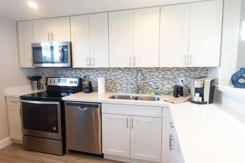 Luxury living - close by beach! Apartment in Boca Raton