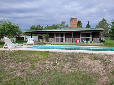 CASA DE CAMPO - YACOANA Valle Hermoso Casa in Valle Hermoso